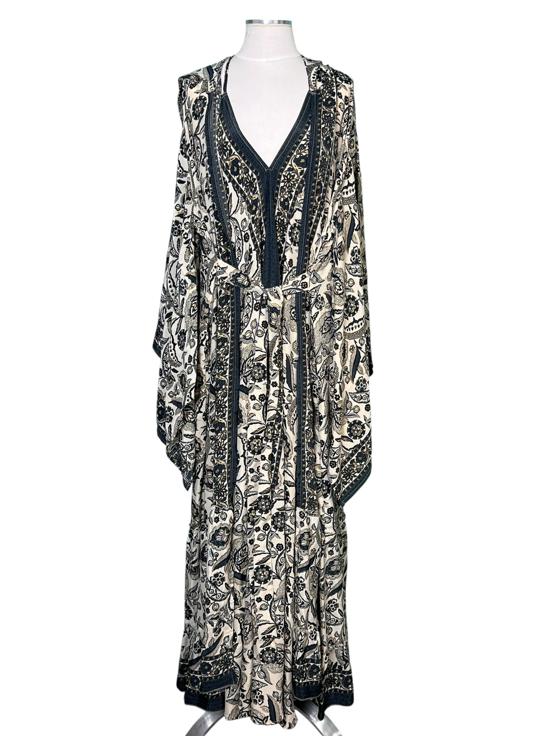 The Noir Garden Silk Kimono Dress Set