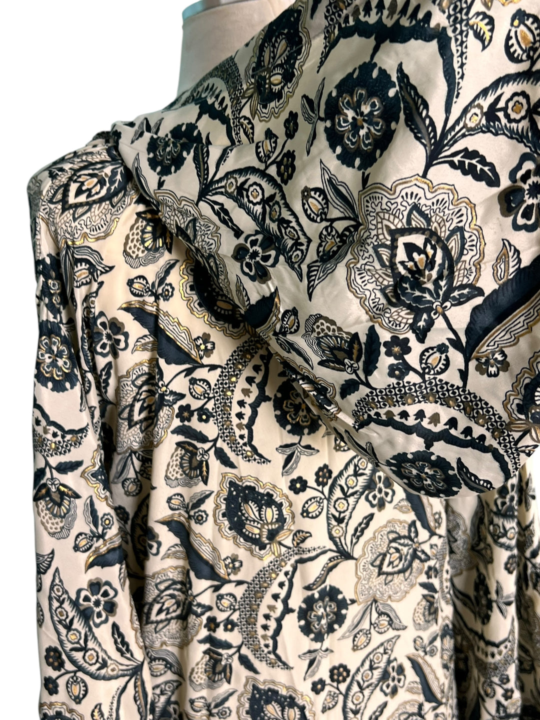 The Noir Garden Silk Kimono Dress Set
