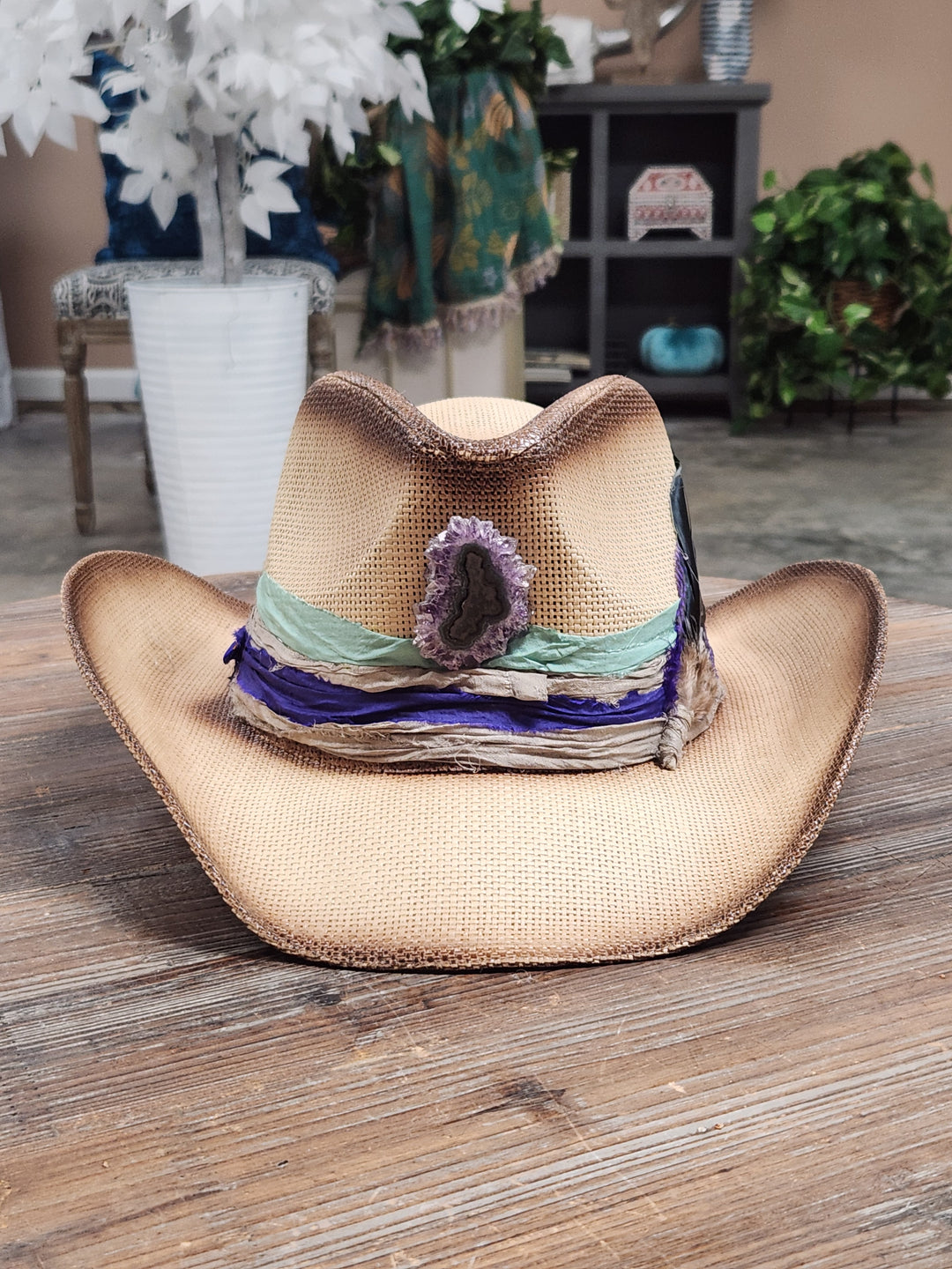 The Lavender Amethyst Crystal Cowboy Hat - 808