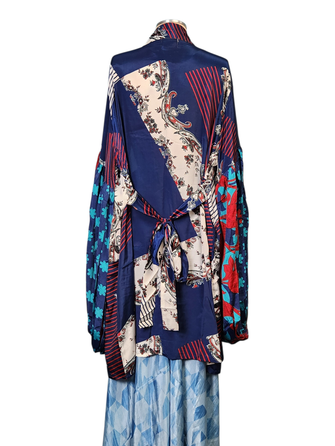 The Midnight Harbor Silk Vault Tulip Arm Short Kimono & Point Dress Set-228