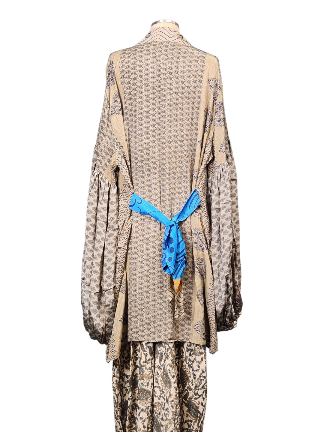 The Desert Dunes Silk Vault Tulip Arm Short Kimono & Point Dress Set-226