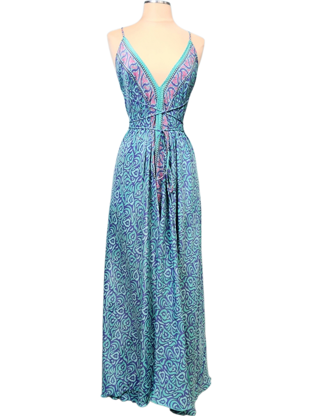 The Bohemian Mosaic Silk Vault Tulip Arm Long Kimono & Point Dress Set-232