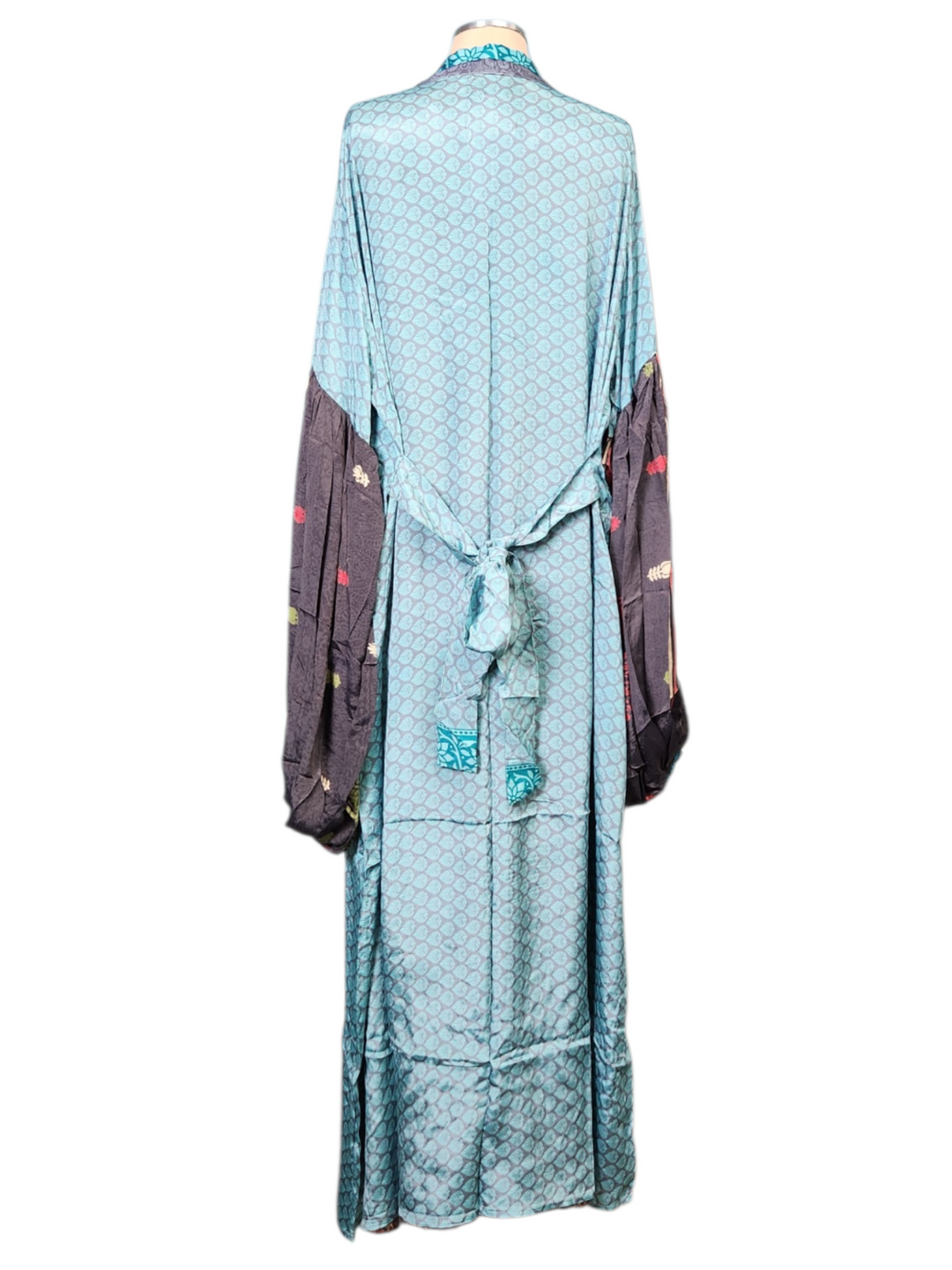 The Turquoise Ember Silk Vault Tulip Arm Long Kimono & Point Dress Set-242