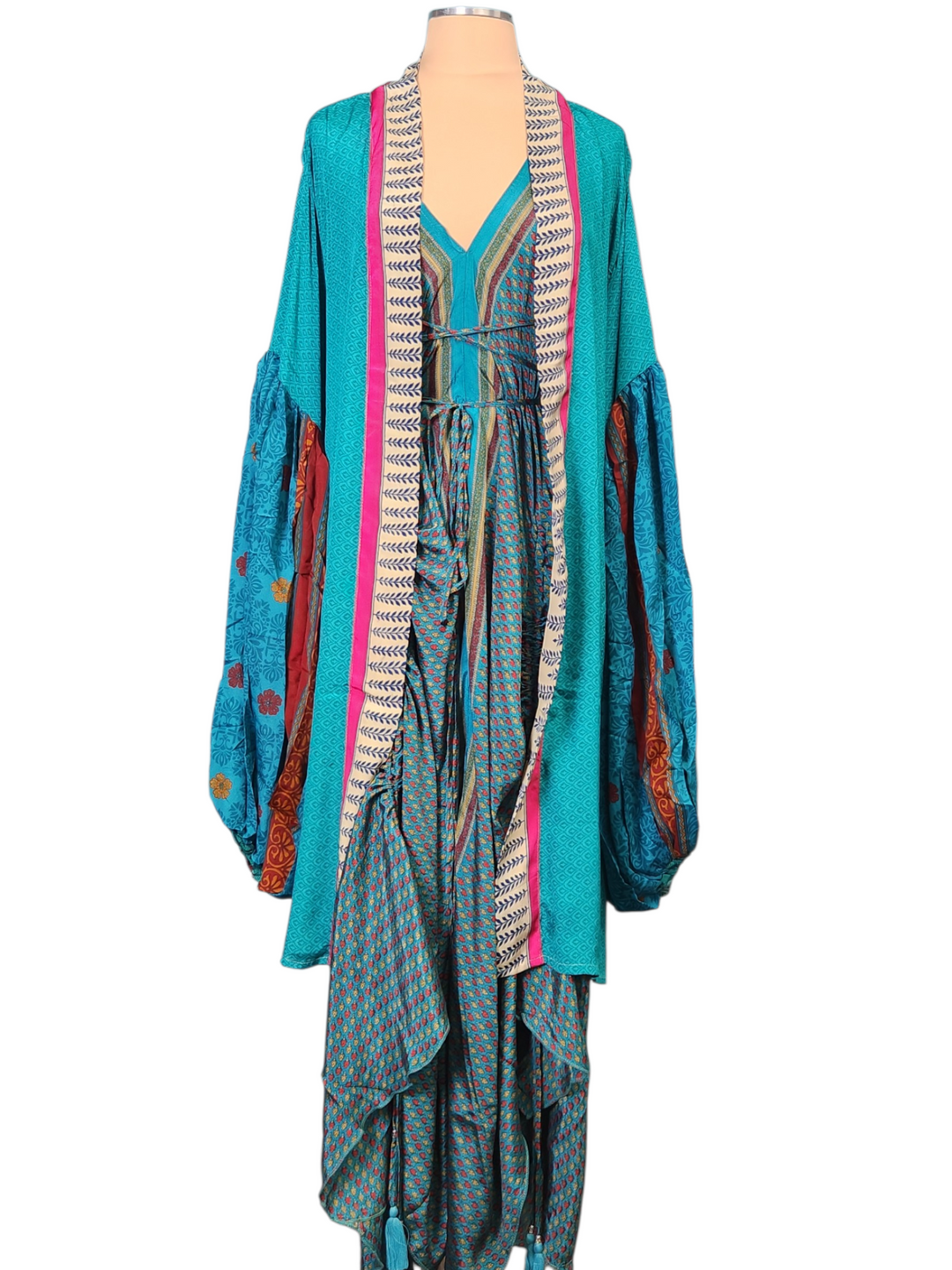 The Turquoise Tides Silk Vault Tulip Arm Short Kimono & Point Dress Set-222