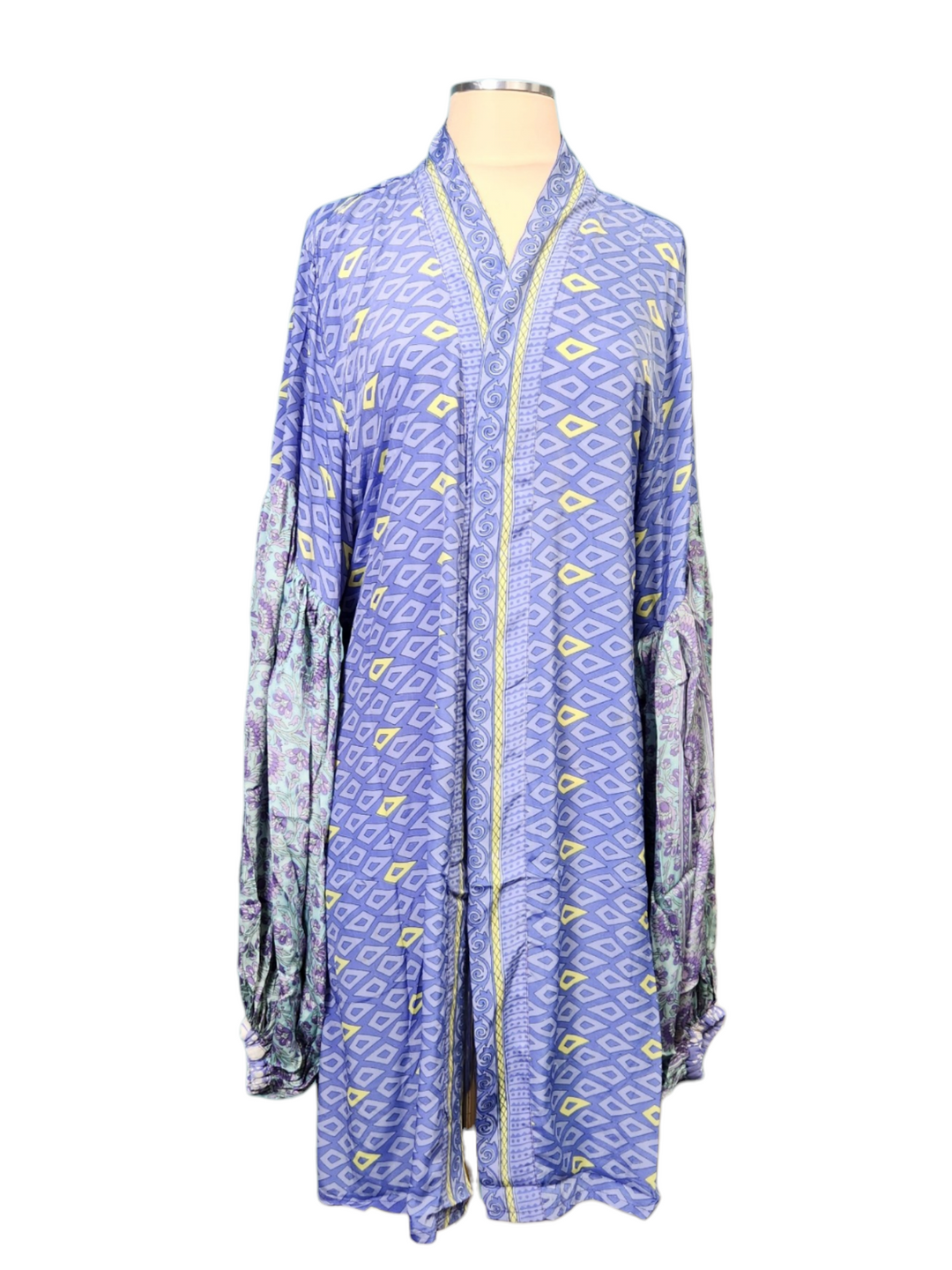 The Periwinkle Bloom Short Silk Vault Kimono/Duster-156