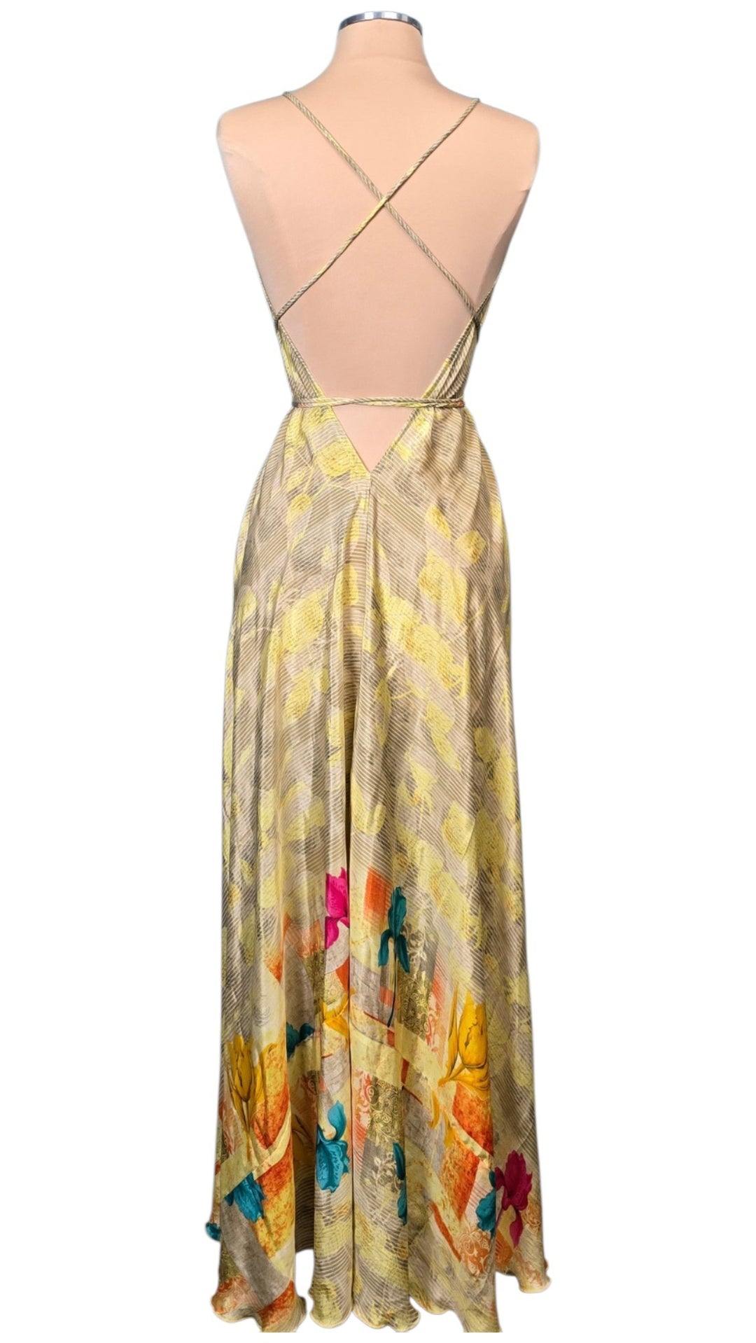 The Golden Mirage Vault Silk Tulip Arm Kimono & Point Dress Set