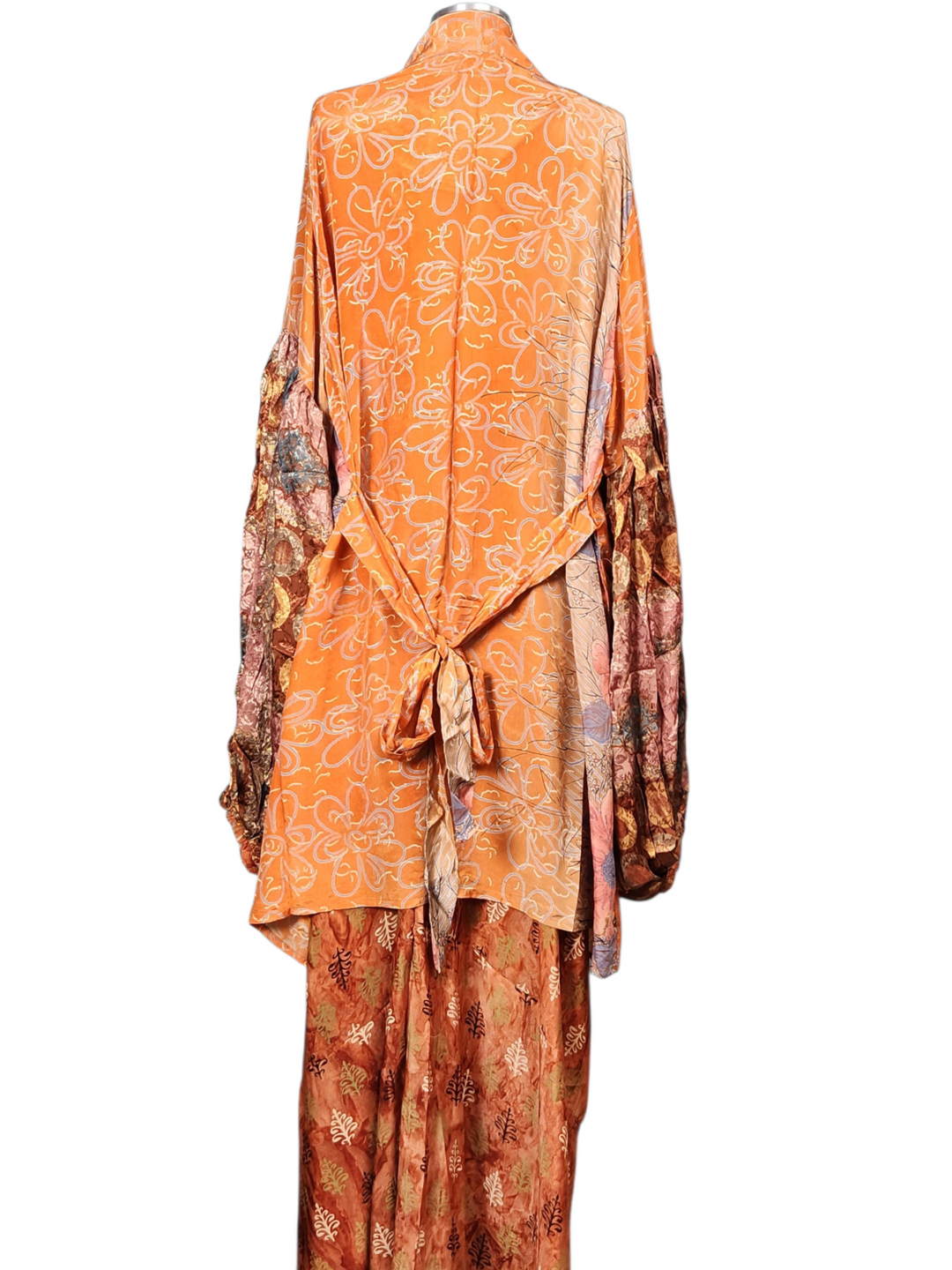 The Harvest Glow Silk Vault Tulip Arm Short Kimono & Point Dress Set-218