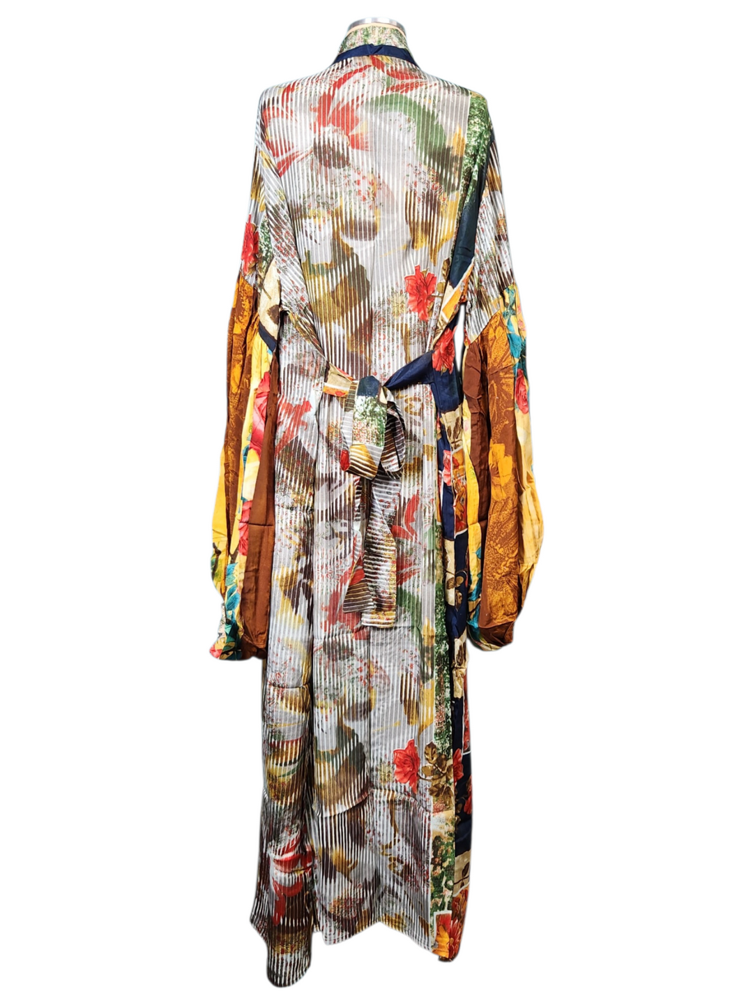 The Golden Garden Reverie Tulip Sleeve Long Kimono-146