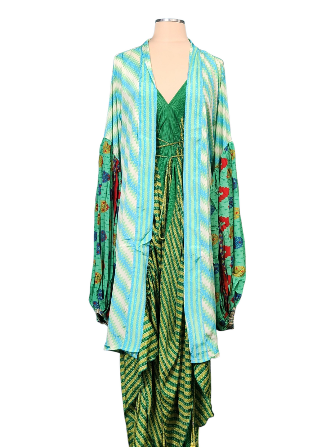 The Emerald Waterfall Silk Vault Tulip Arm Short Kimono & Point Dress Set-223