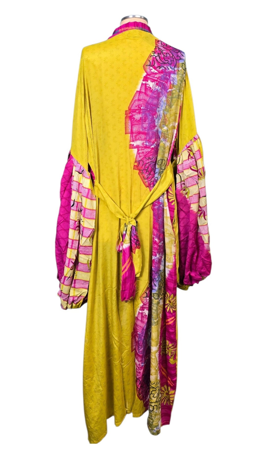 The Electric Lotus Vault Silk Tulip Arm Kimono & Point Dress Set