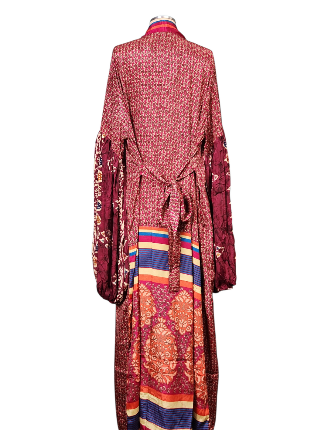 The Crimson Carnival Silk Vault Tulip Arm Long Kimono & Point Dress Set-236
