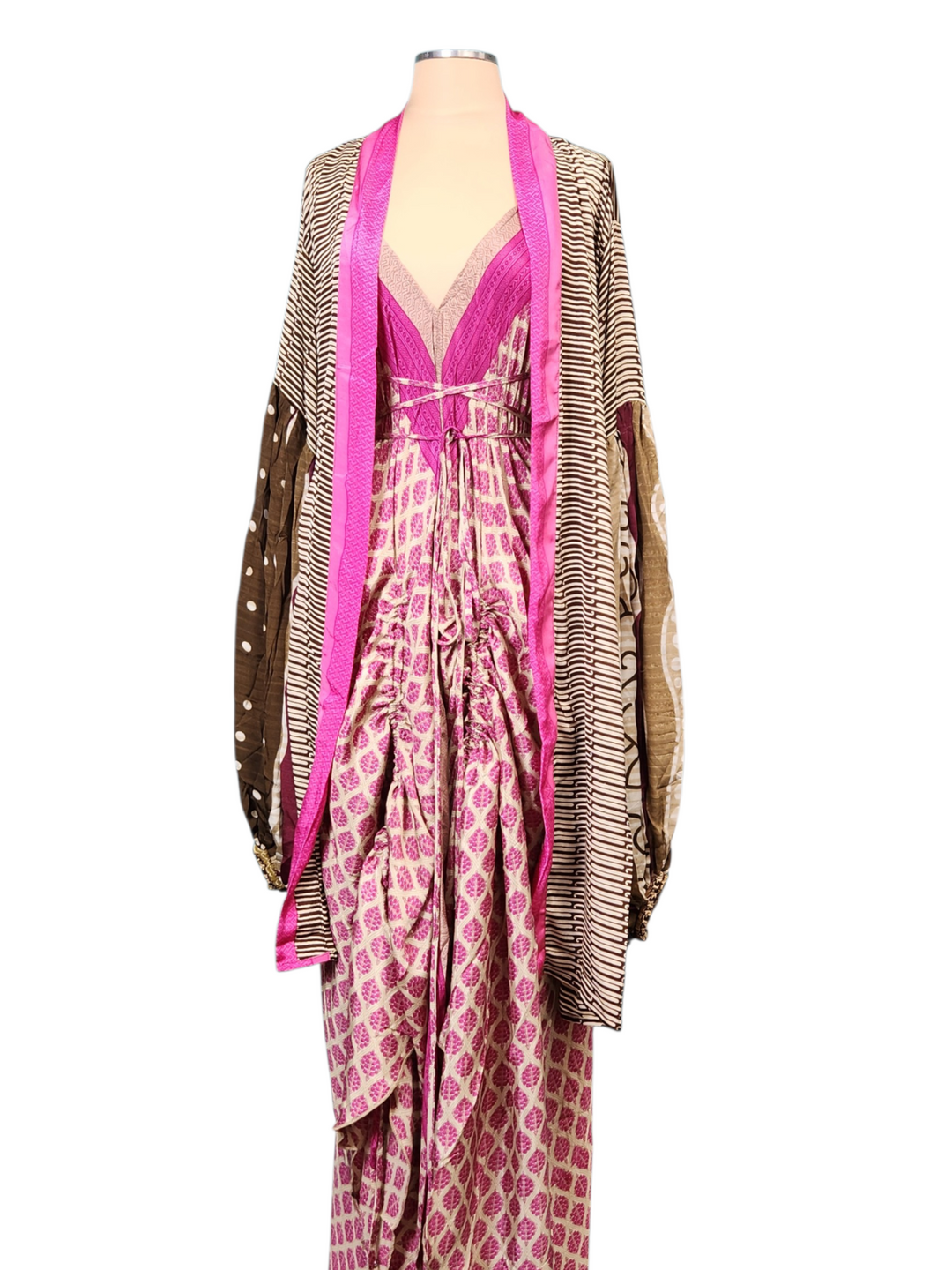The Wild Orchid Silk Vault Tulip Arm Short Kimono & Point Dress Set-213