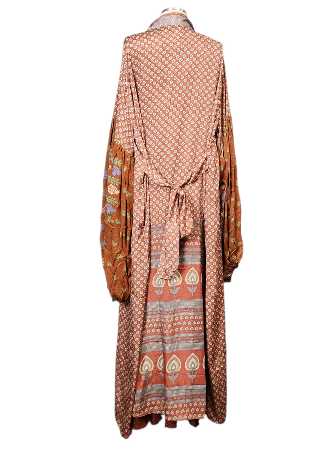 The Cinnamon Spice Silk Vault Tulip Arm Long Kimono & Point Dress Set-251