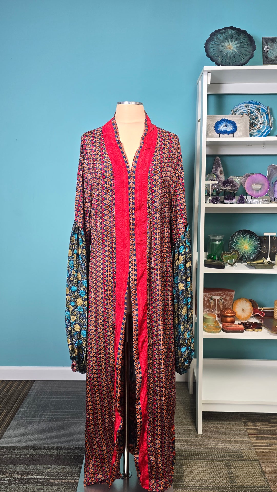 The Midnight Saffron Silk Tulip Arm Kimono & Point Dress Set