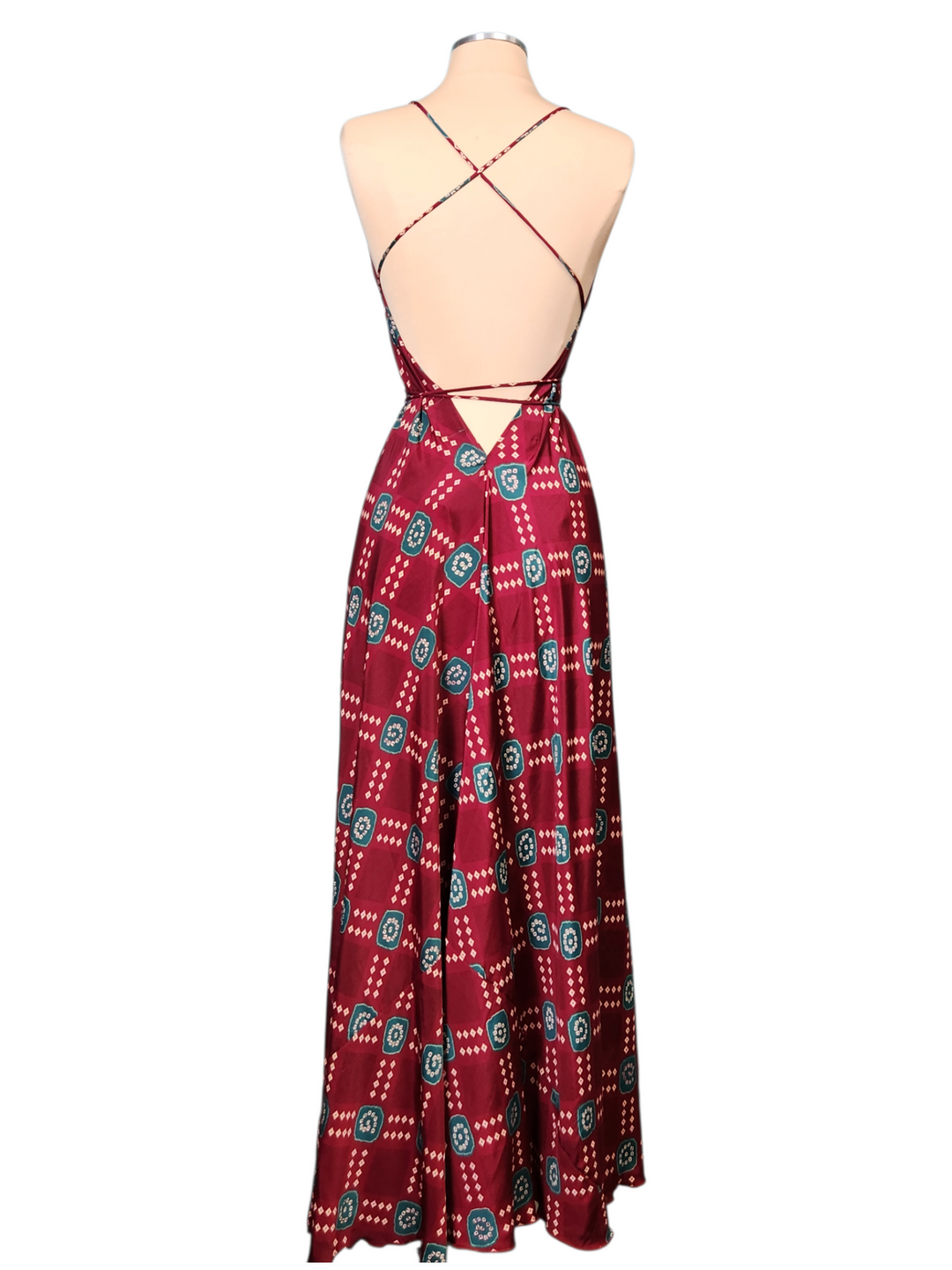The Desert Pearl Silk Vault Tulip Arm Long Kimono & Point Dress Set-240