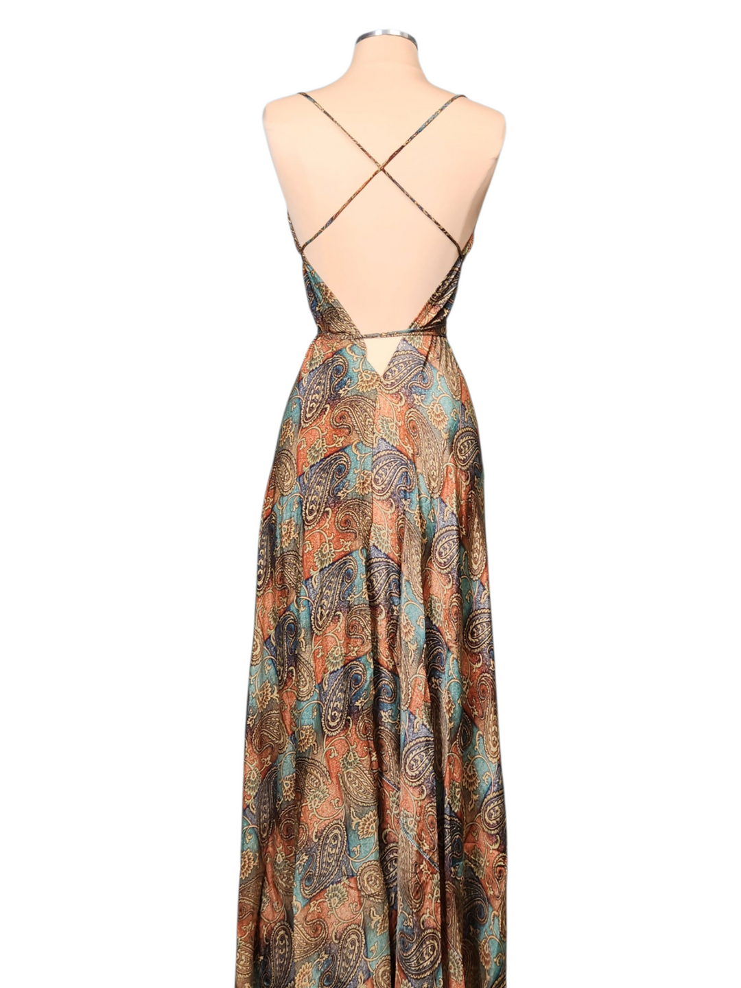 The Mystic Tapestry Silk Vault Tulip Arm Short Kimono & Point Dress Set-225