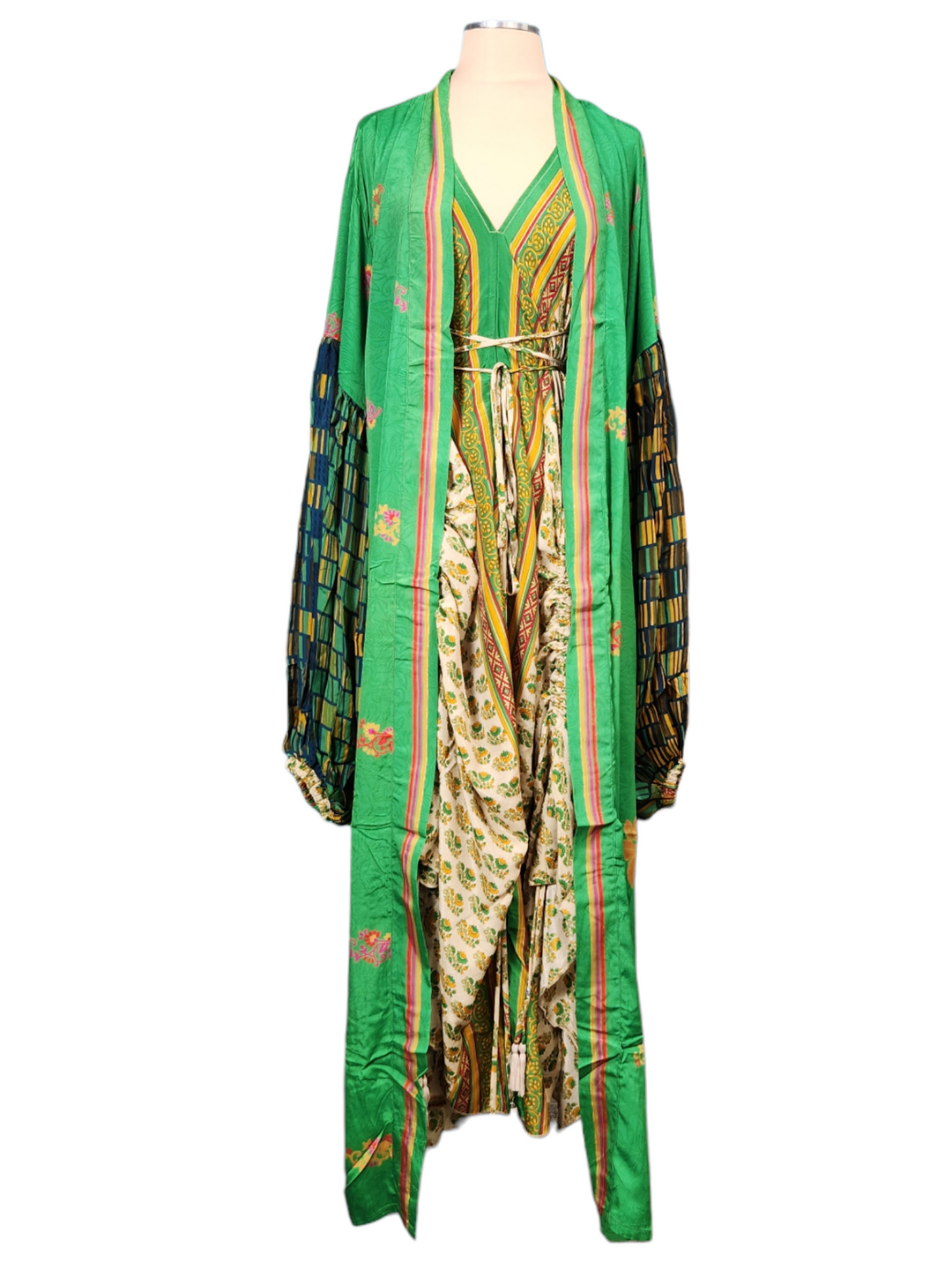 The Emerald Garden Silk Vault Tulip Arm Long Kimono & Point Dress Set-245
