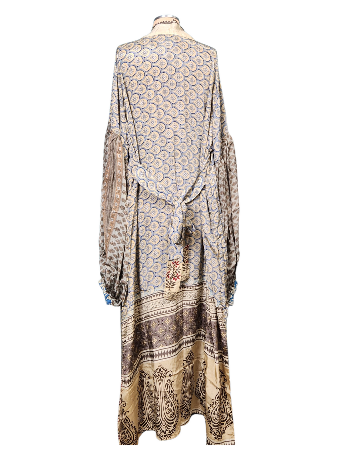 The Blue Porcelain Silk Vault Tulip Arm Long Kimono & Point Dress Set-232