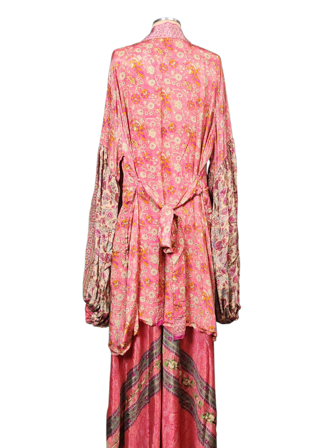 The Pink Petal Paradise Silk Vault Tulip Arm Short Kimono & Point Dress Set-215