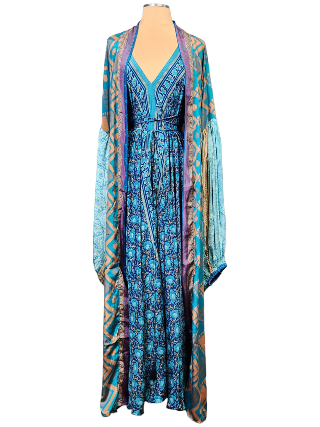 The Royal Azure Silk Vault Tulip Arm Long Kimono & Point Dress Set-237