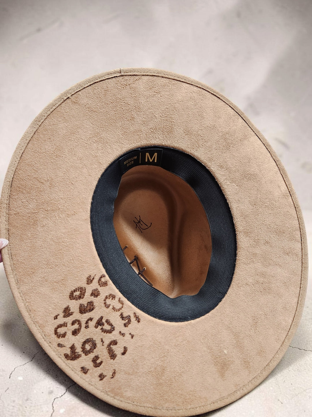 The Desert Bloom Leopard Vegan Suede Hat - 820