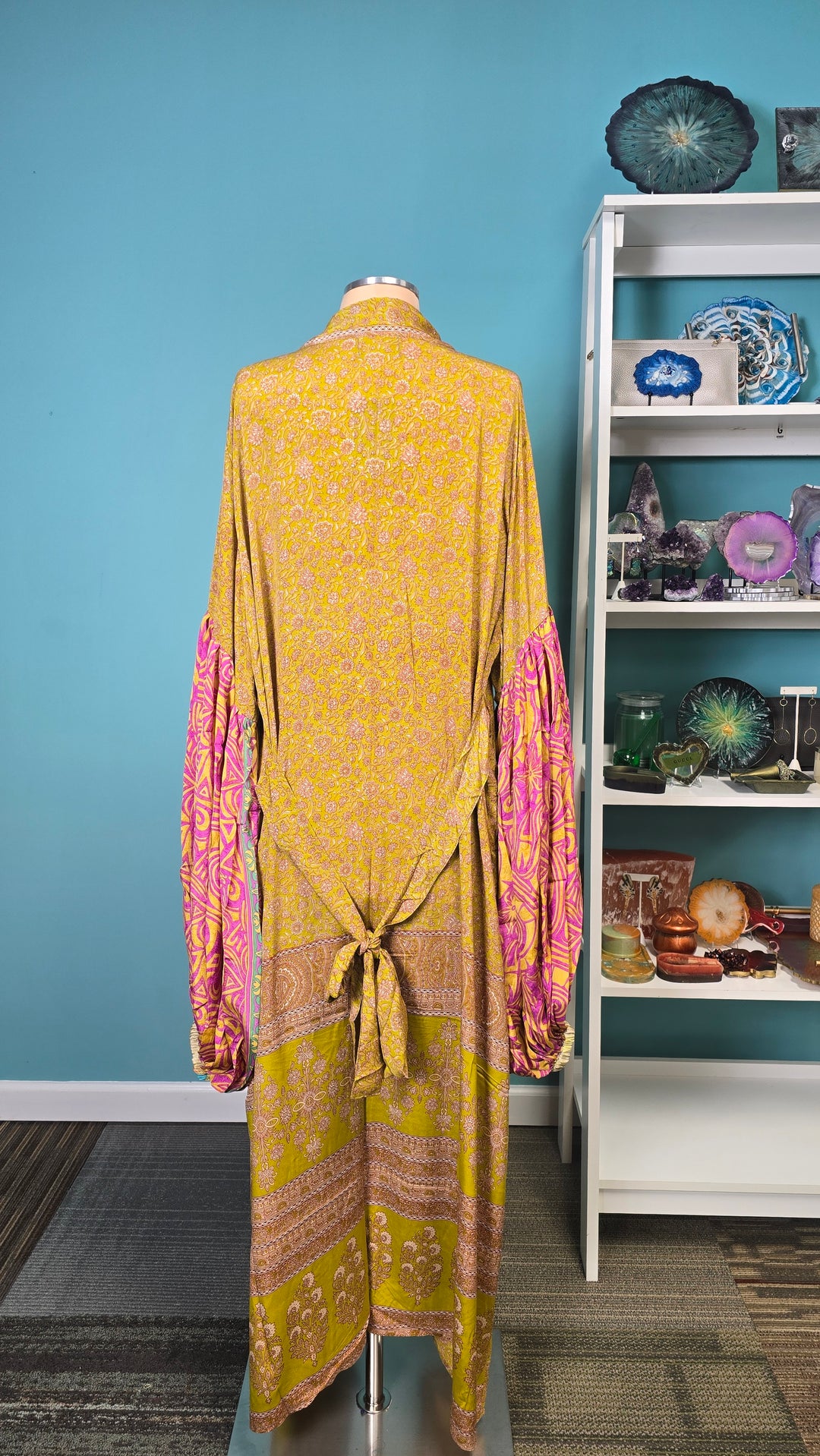 The Golden Mirage Silk Tulip Arm Kimono & Point Dress Set