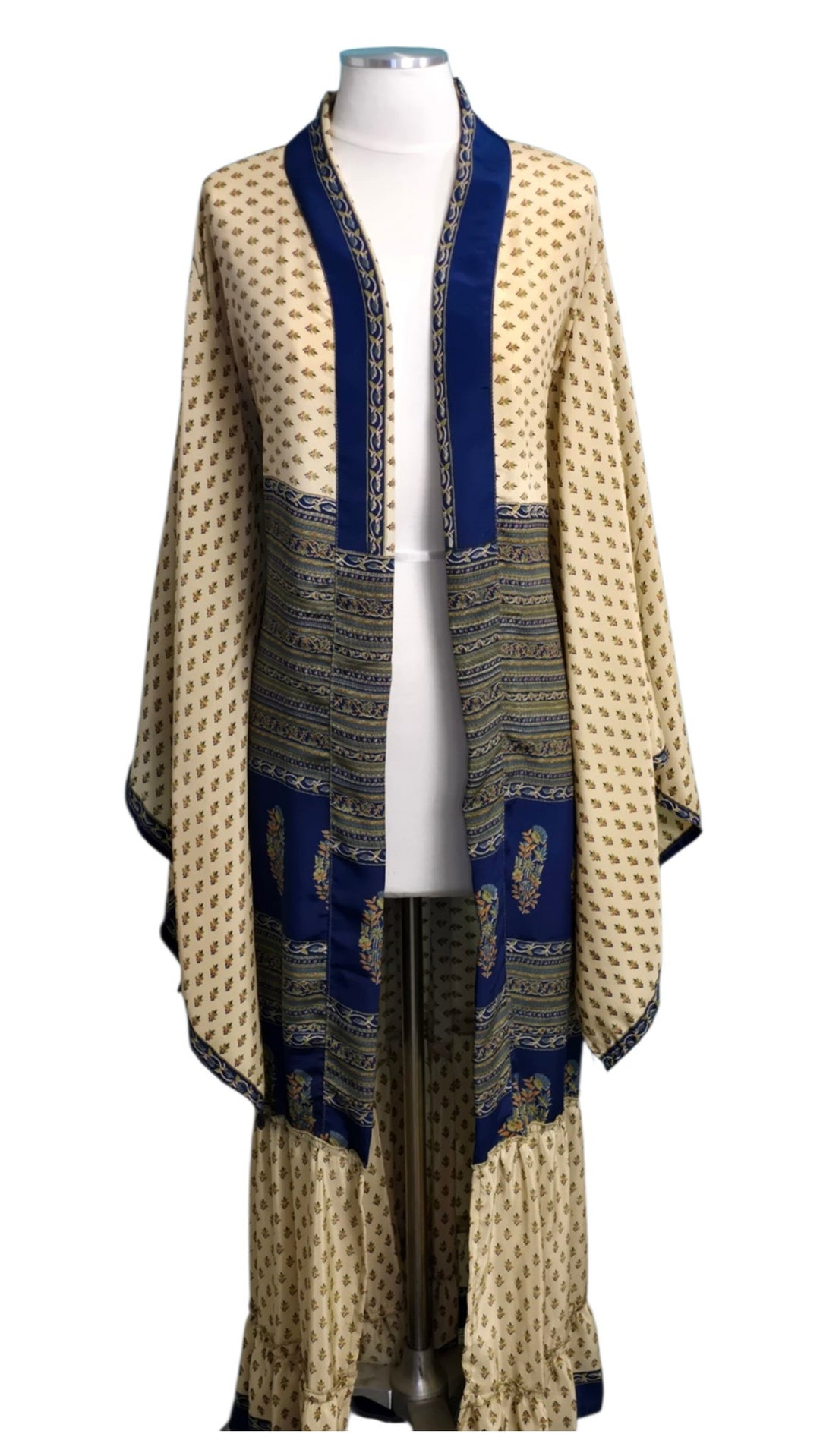 The Beige and Royal Blue Vintage Sari Silk Kimono-107