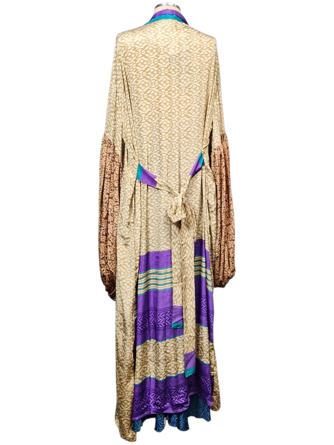 The Mystic Jewel Silk Vault Tulip Arm Long Kimono & Point Dress Set-235
