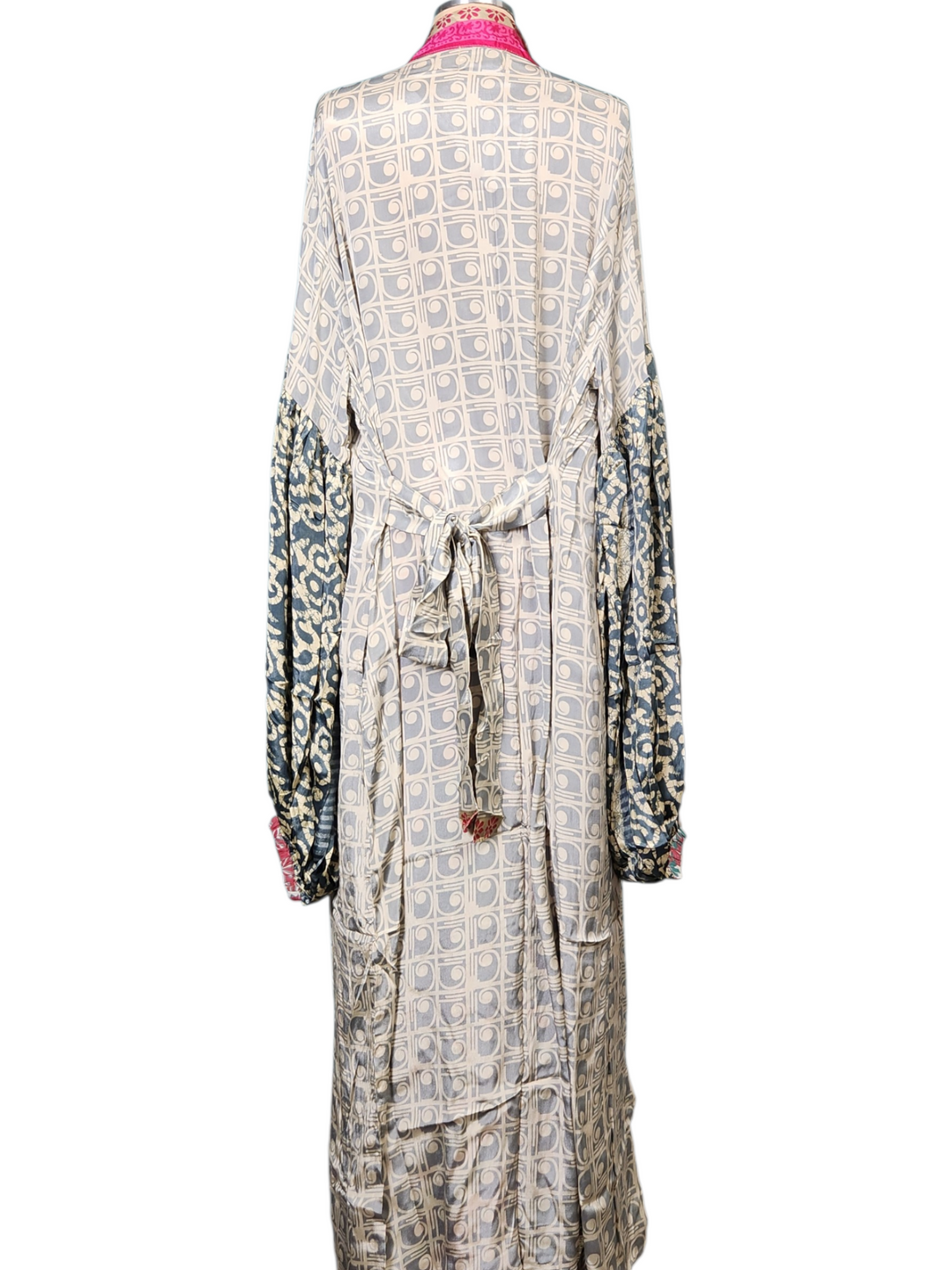 The Pink Mirage Silk Vault Tulip Arm Long Kimono & Point Dress Set-239