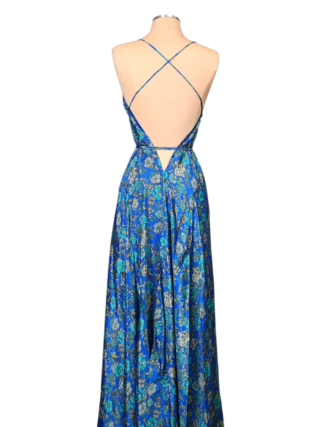 The Sapphire Seas Silk Vault Tulip Arm Short Kimono & Point Dress Set-230