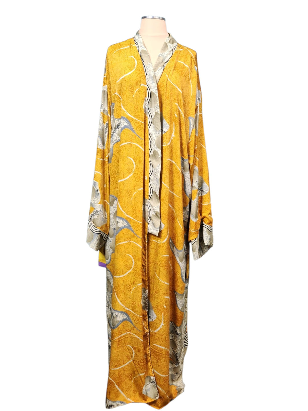 The Desert Luxe Reversible Men's Kimono-152