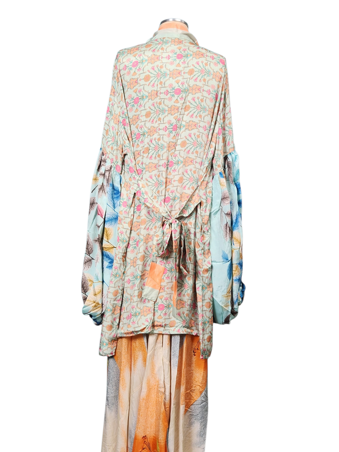 The Sunlit Oasis Silk Vault Tulip Arm Short Kimono & Point Dress Set-210
