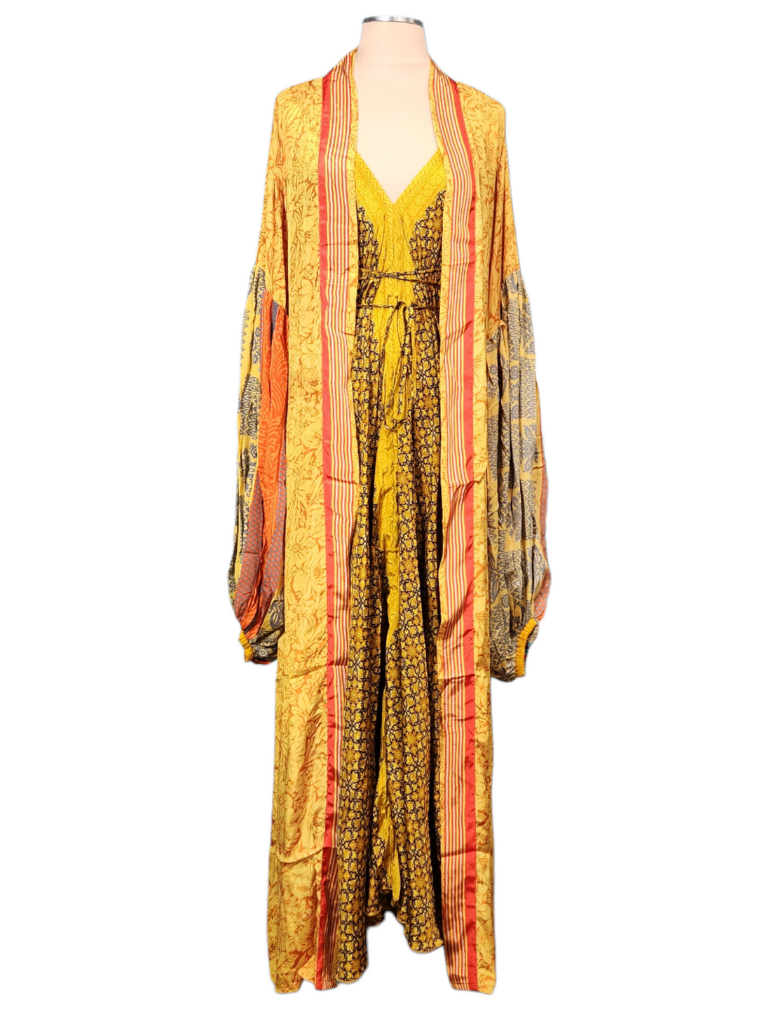 The Golden Harvest Silk Vault Tulip Arm Long Kimono & Point Dress Set-248
