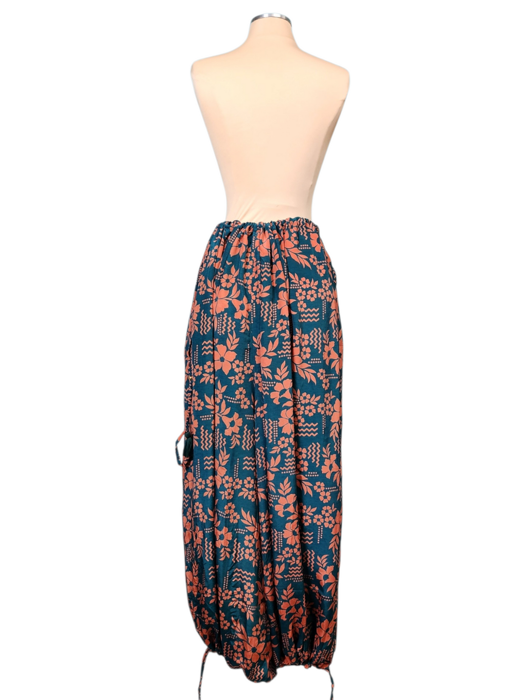 The Canyon Bloom Box Pants-136