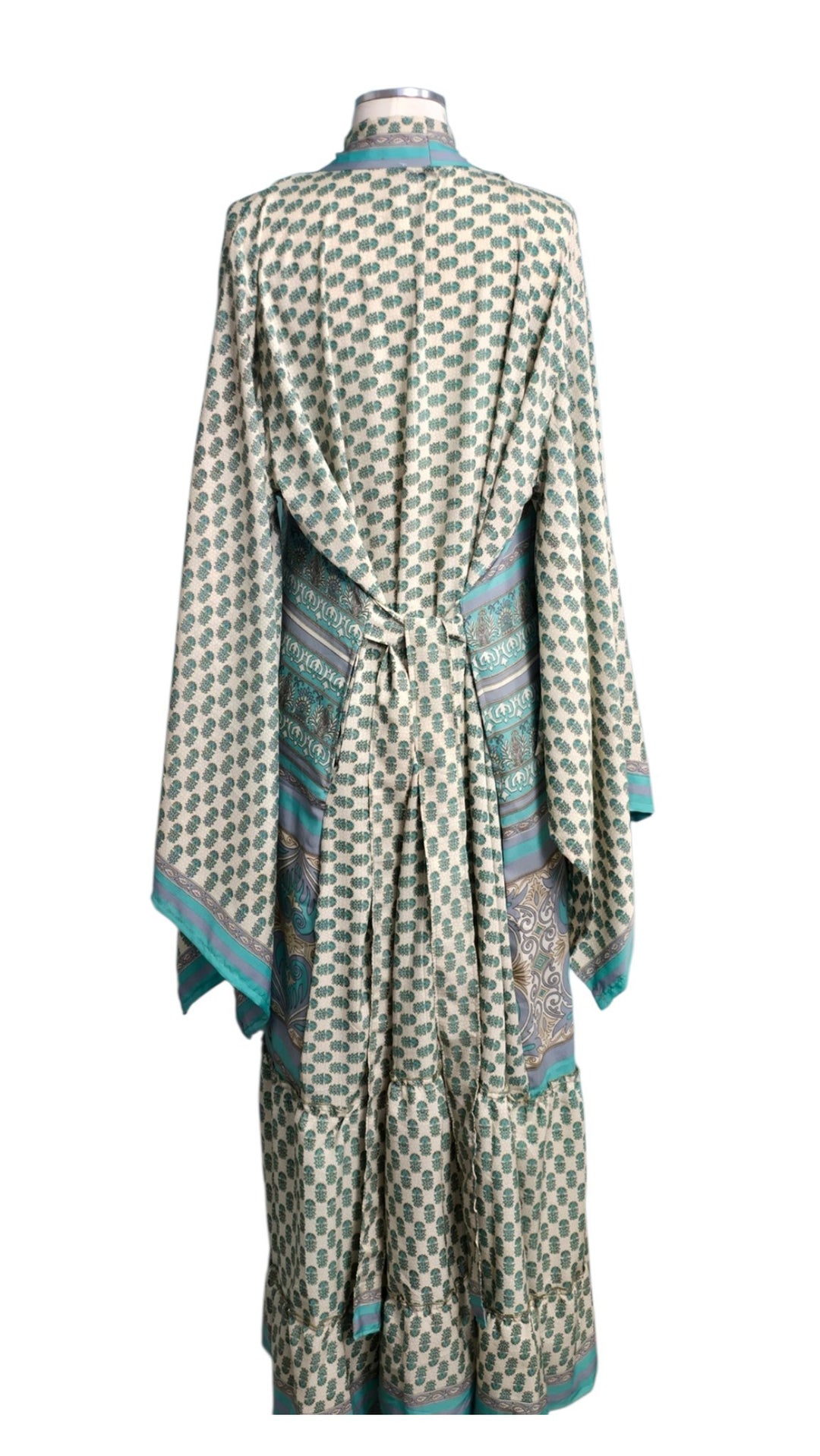 The Crystal Bay Vintage Sari Silk Kimono-115