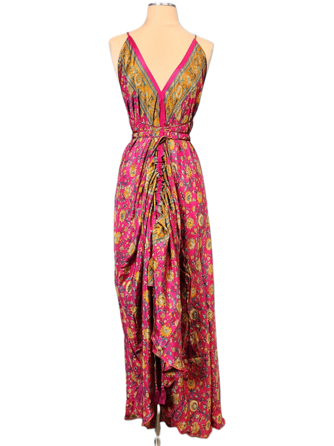 The Coral Carnival Silk Vault Tulip Arm Long Kimono & Point Dress Set-252