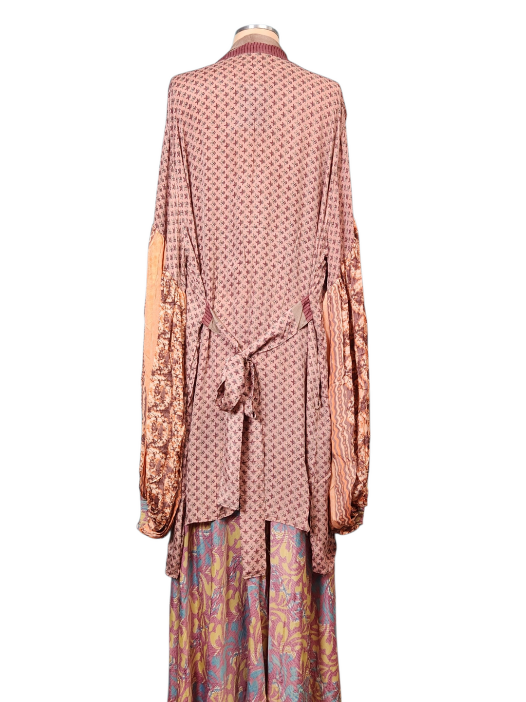 The Mauve Horizon Silk Vault Tulip Arm Short Kimono & Point Dress Set-214