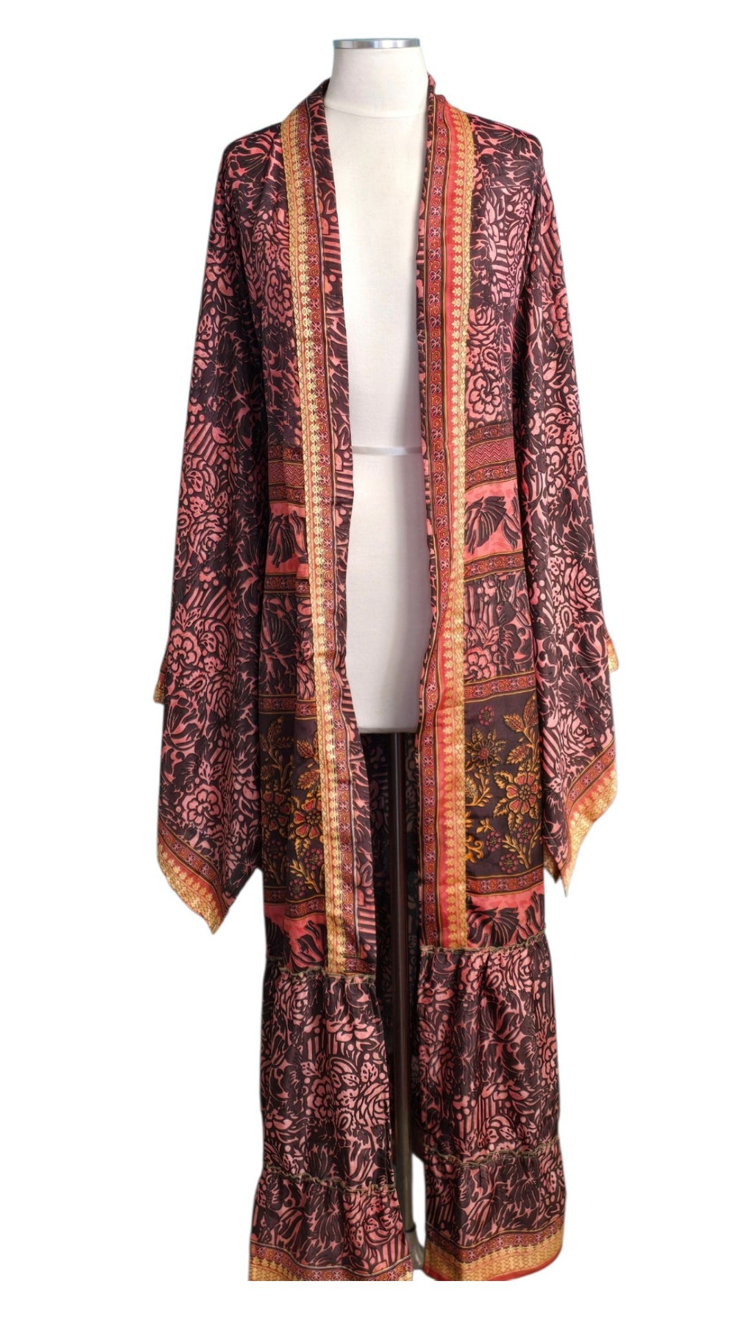 The Sugar Plum Vintage Sari Silk Kimono-113