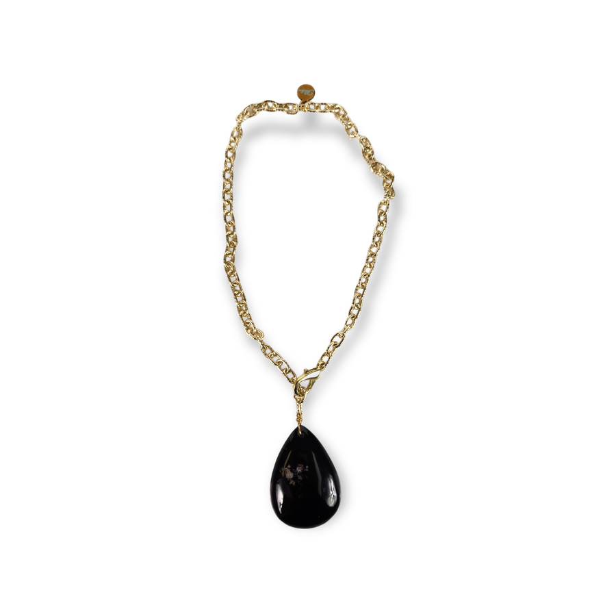 The Celia Teardrop Agate Necklace Collection